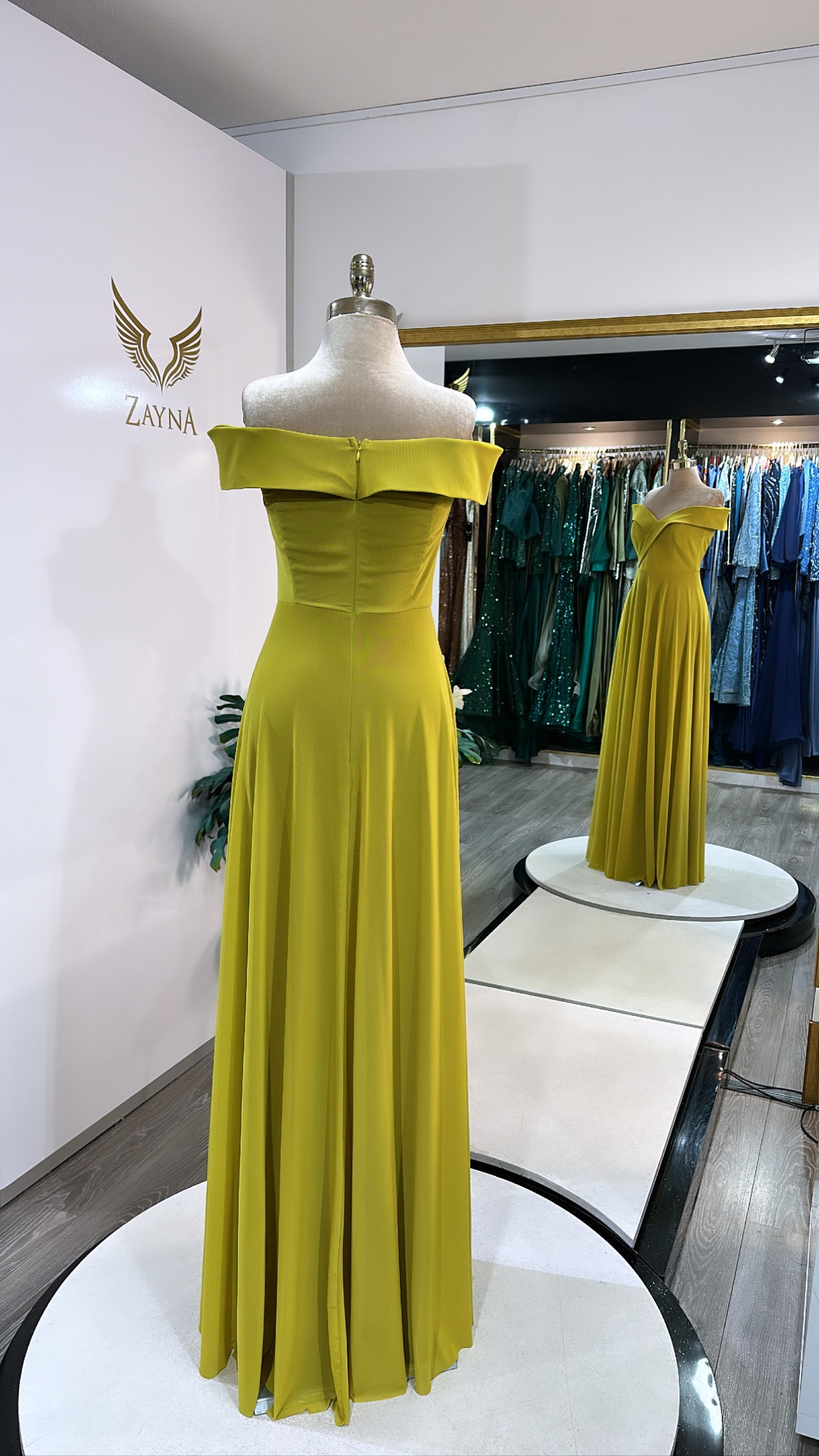 Elegant peanut green dress