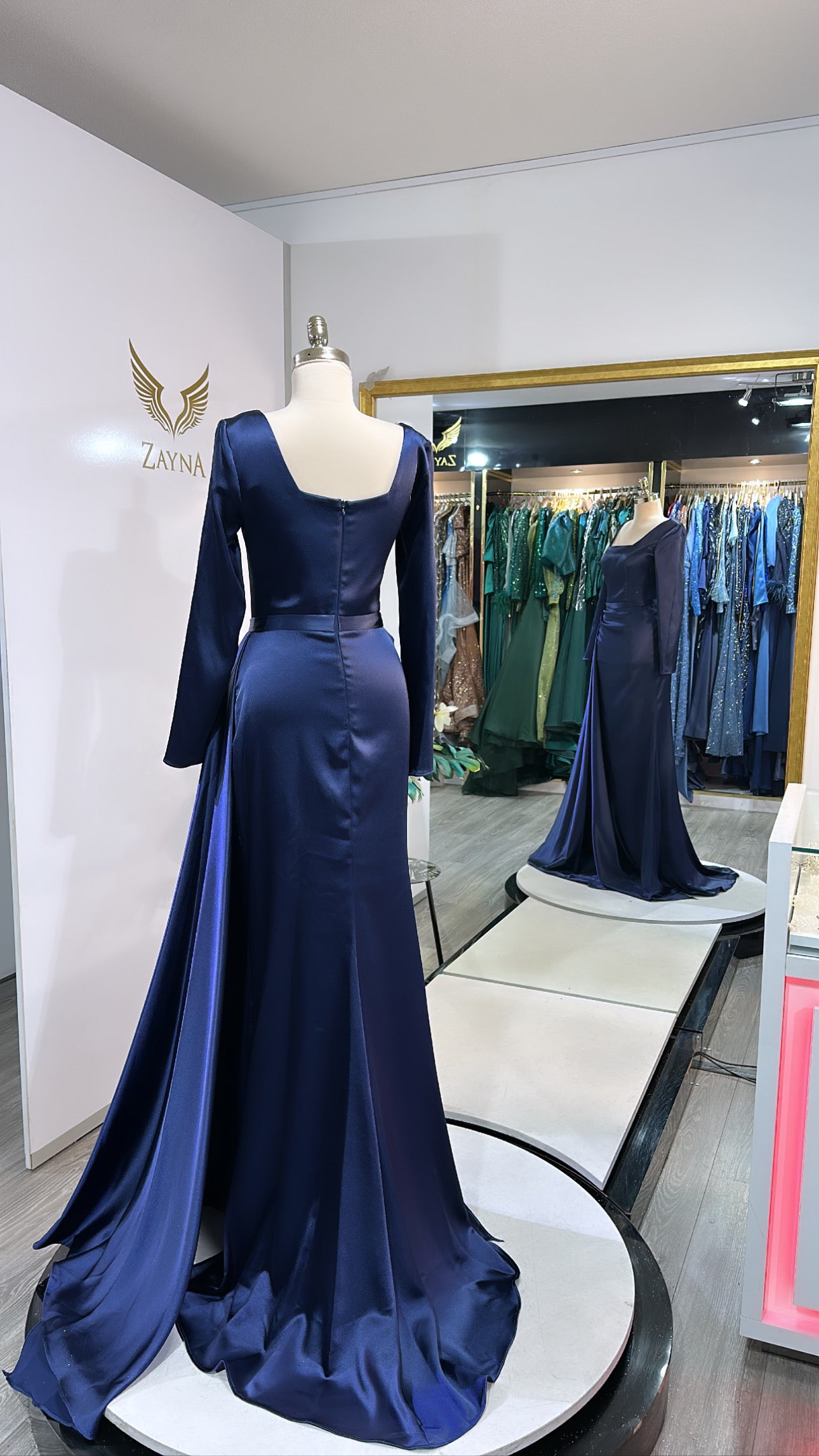 Elegant dark blue Alice dress satin