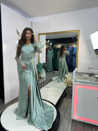 The Ela mint groen dress