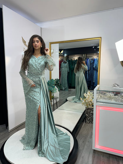The Ela mint groen dress