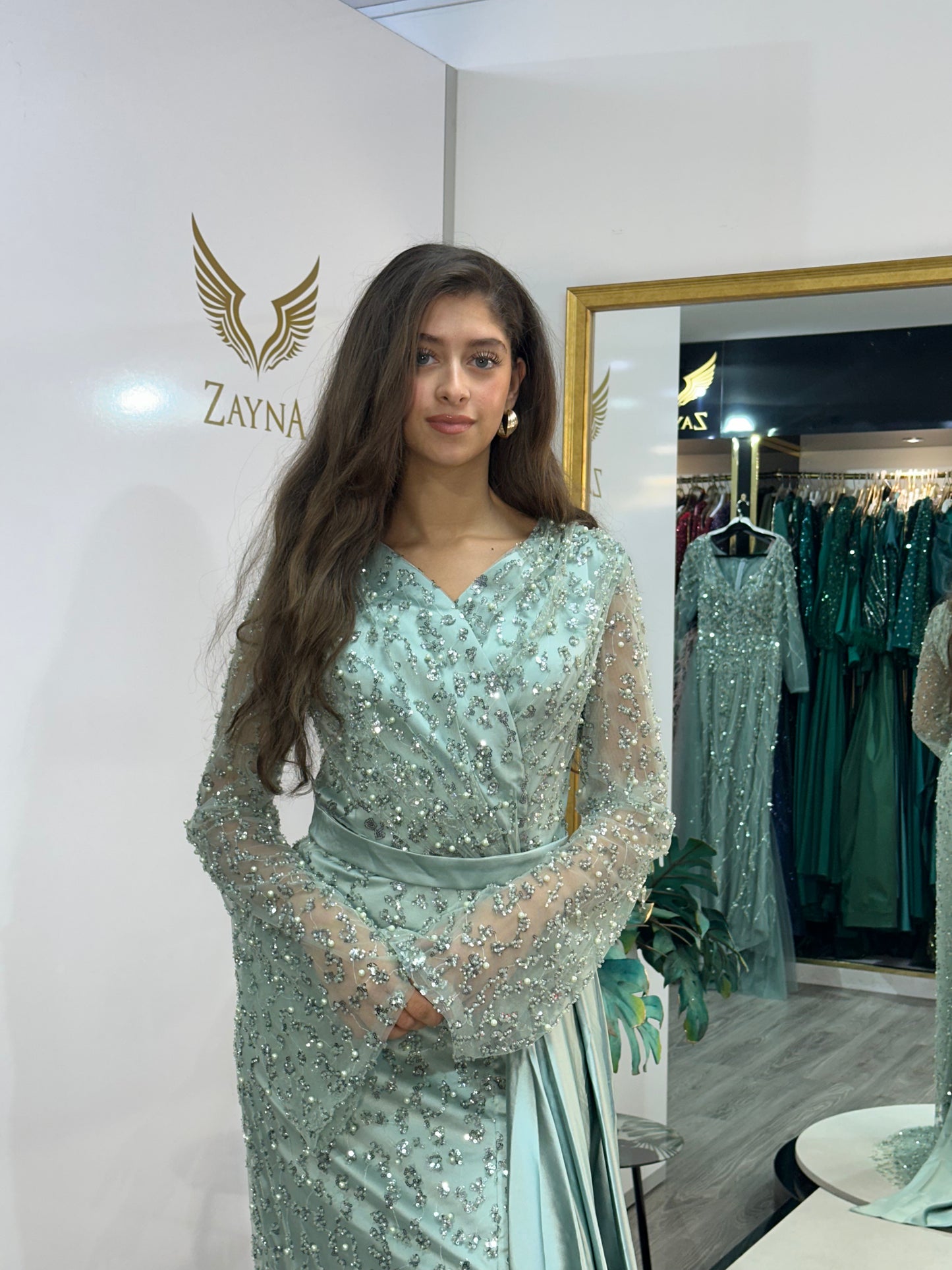 The Ela mint groen dress