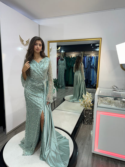 The Ela mint groen dress