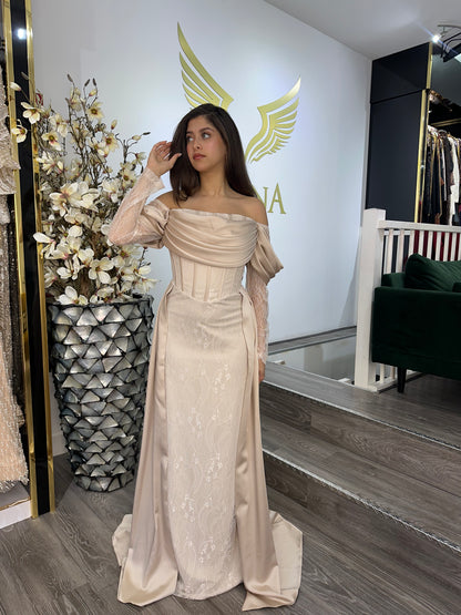The Esila dress