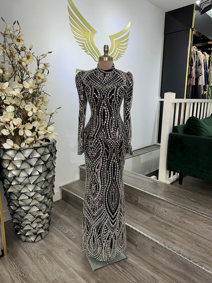 The Emma black dress