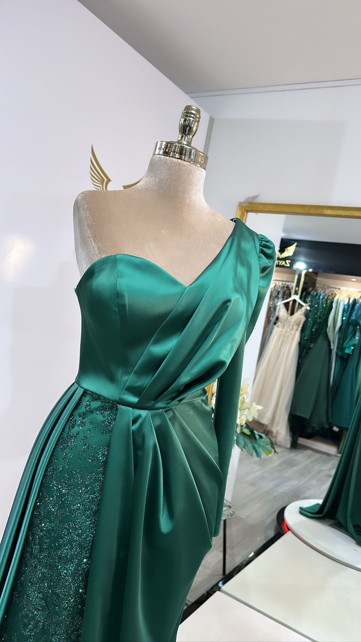Elegant green dress one sleeve, satin, worked Zayna Dresses Elegant green dress one sleeve, satin, worked Zayna Dresses