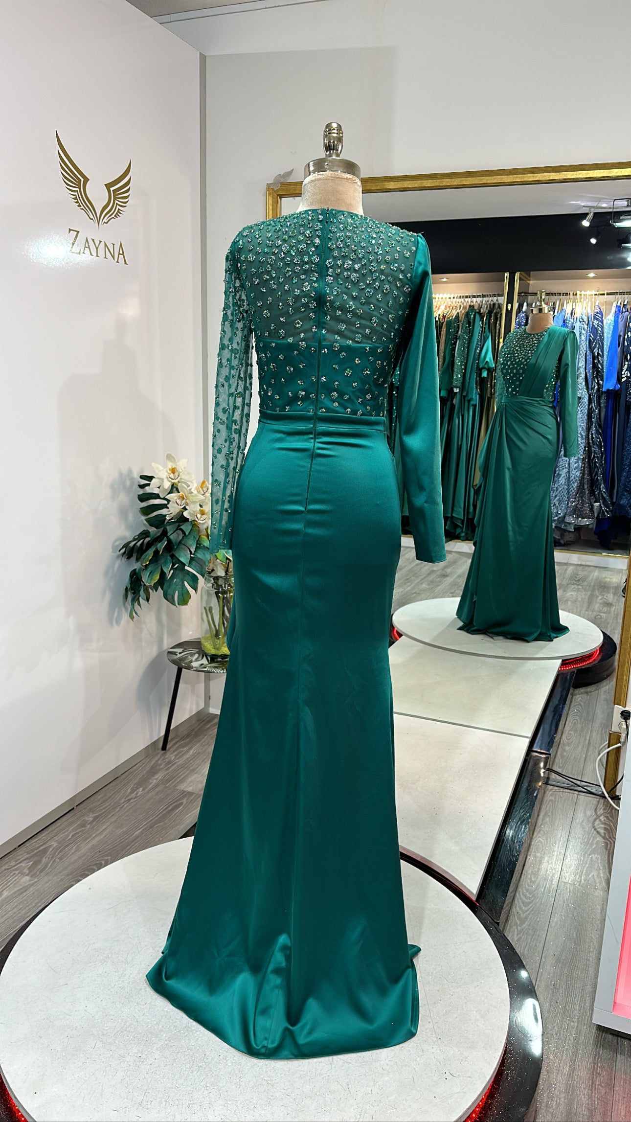 Elegant Emerald Green Dress Decorated with Beads, Satin – Zayna Dresses