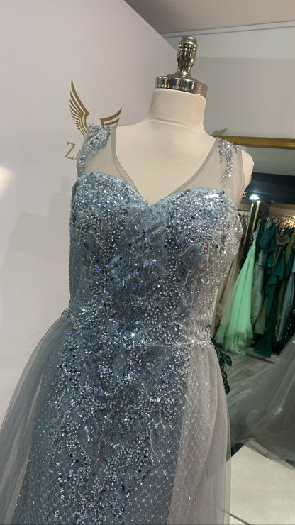 Elegant gray dress shiny decorated beads sleep